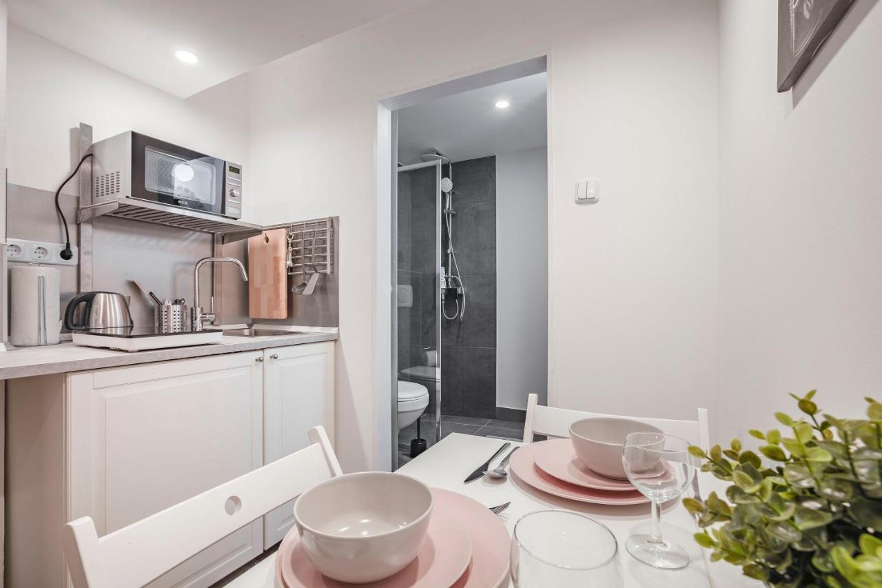 D'Crown Residences บูดาเปสต์ ภายนอก รูปภาพ
